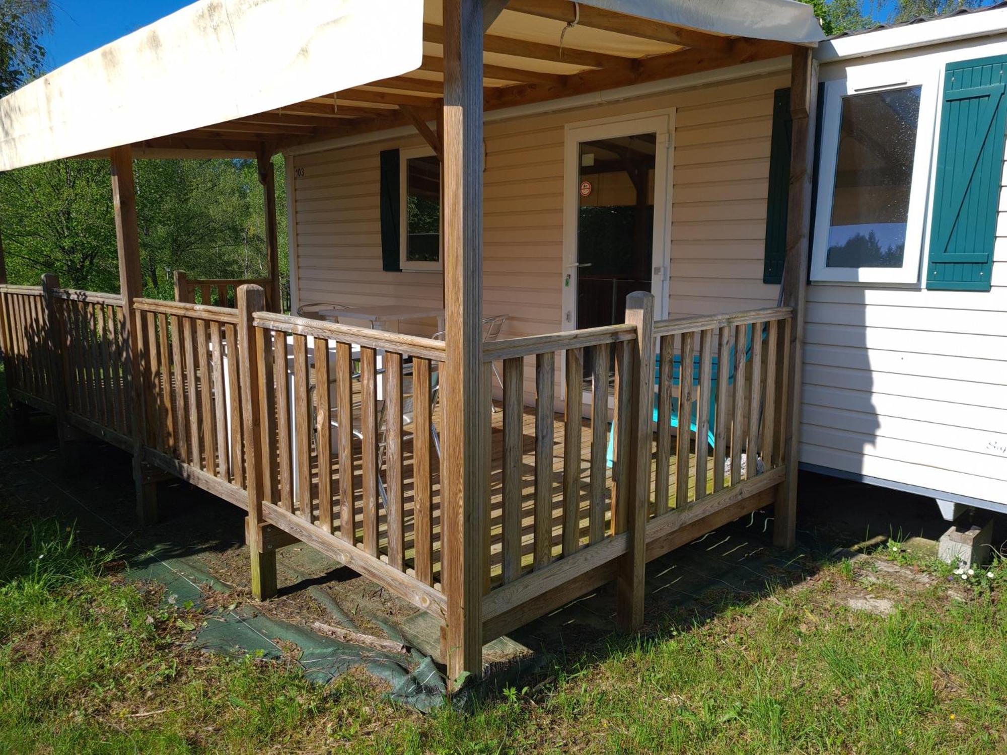 Camping De Ladignac Le Long Bel Air Ladignac-le-Long Exterior foto