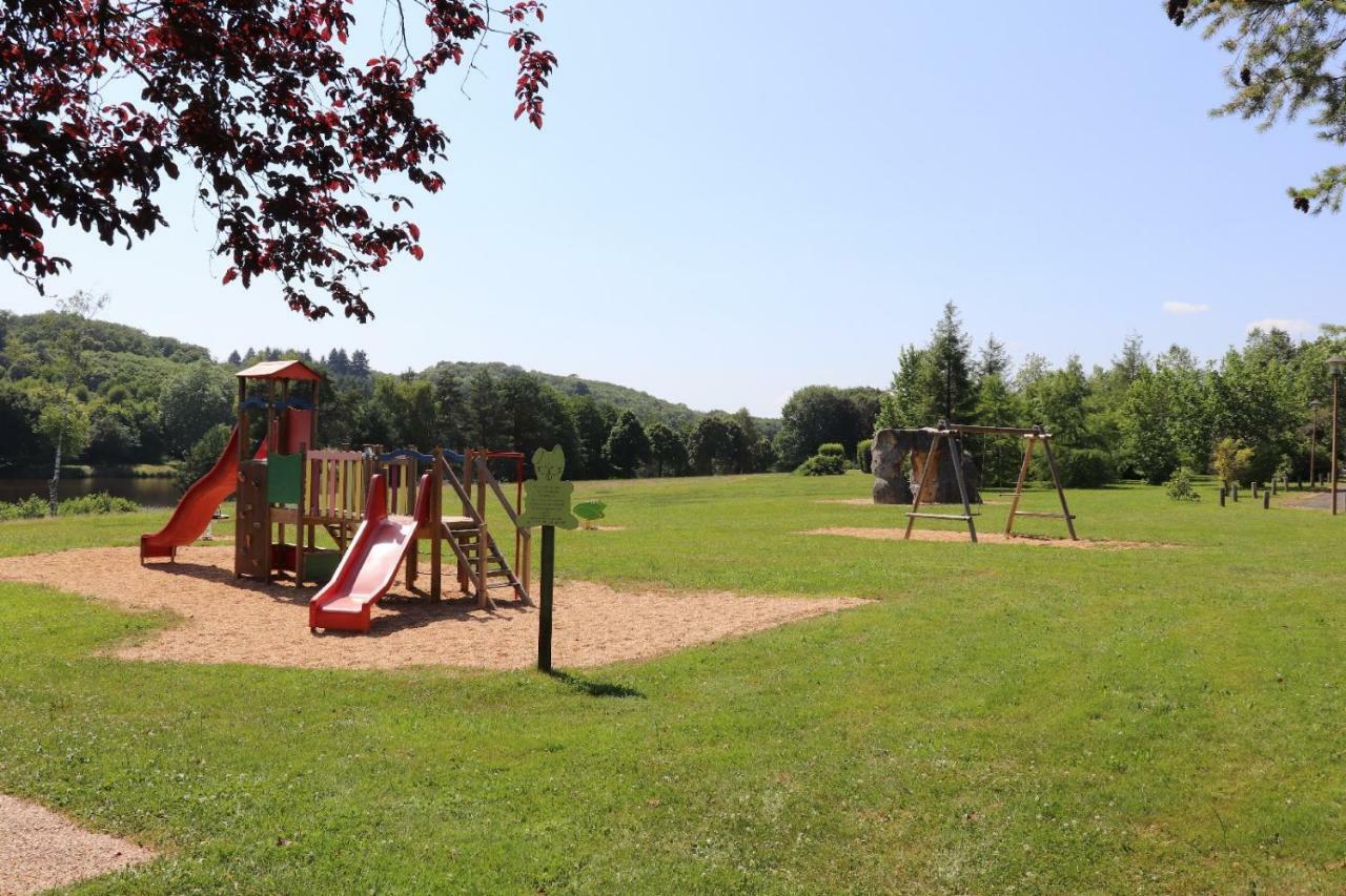 Camping De Ladignac Le Long Bel Air Ladignac-le-Long Exterior foto