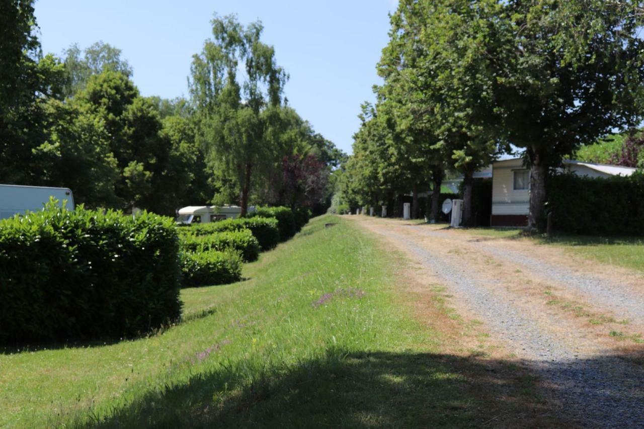 Camping De Ladignac Le Long Bel Air Ladignac-le-Long Exterior foto
