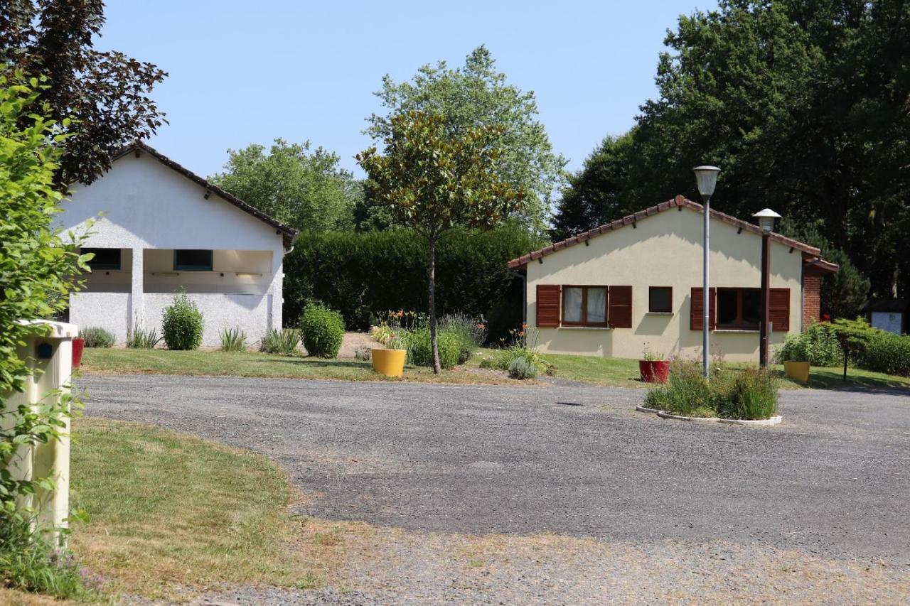 Camping De Ladignac Le Long Bel Air Ladignac-le-Long Exterior foto